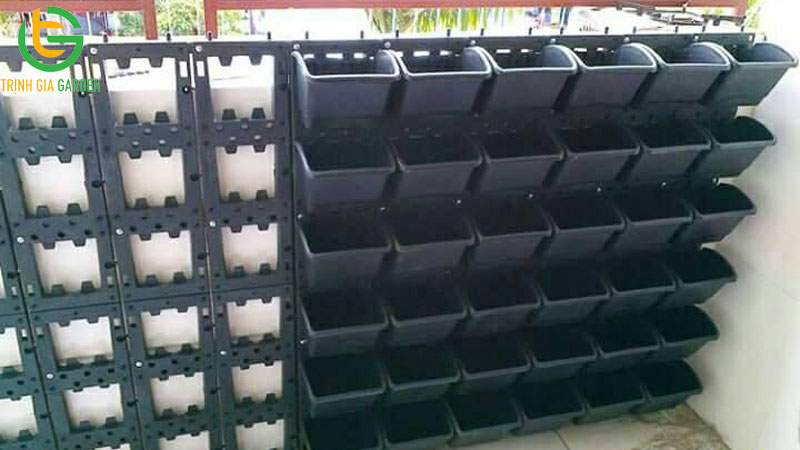 5 mẫu khay nhựa trồng cây treo tường, ban công đẹp và giá rẻ 9 5 mẫu khay nhựa trồng cây treo tường, ban công đẹp và giá rẻ